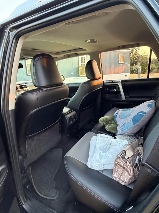 2016 Toyota 4Runner 5th Gen - Image 9 of 11