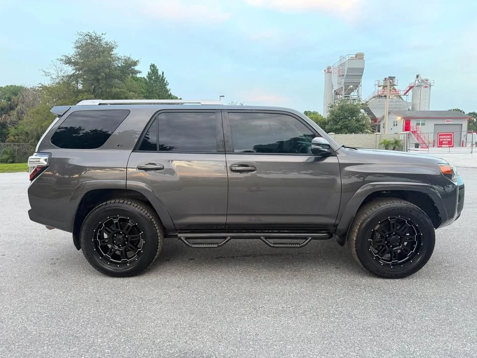 2016 Toyota 4Runner 5th Gen - Image 6 of 20