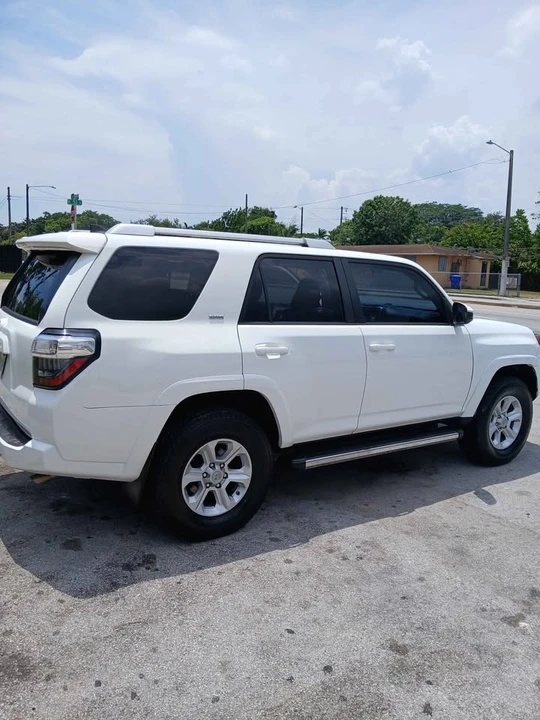 2016 Toyota 4Runner 5th Gen - Image 4 of 14