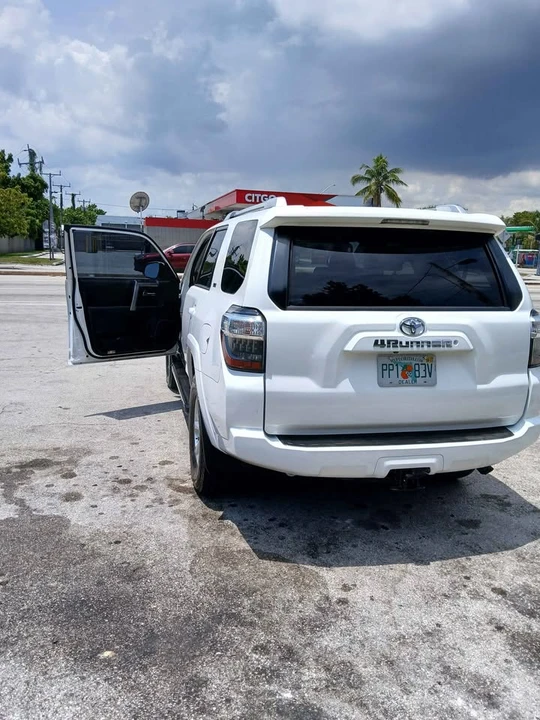2016 Toyota 4Runner 5th Gen - Image 6 of 14