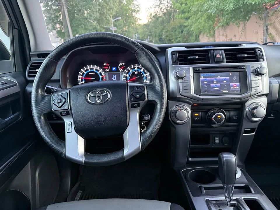 2016 Toyota 4Runner 5th Gen - Image 10 of 20
