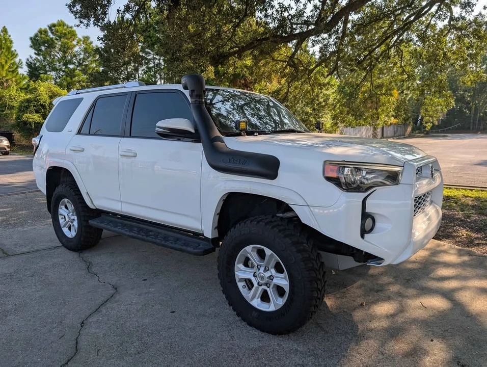 2016 Toyota 4Runner 5th Gen - Image 2 of 20
