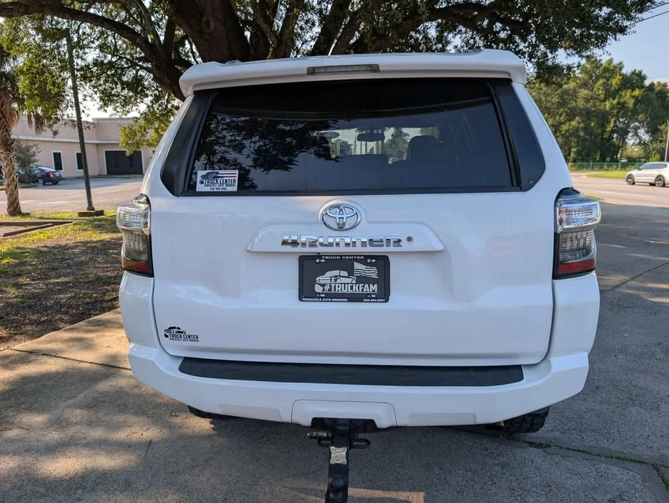 2016 Toyota 4Runner 5th Gen - Image 8 of 20