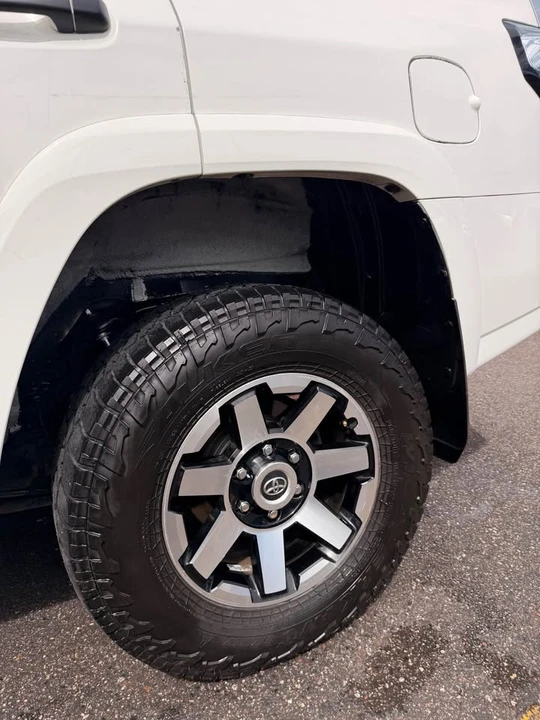 2016 Toyota 4Runner 5th Gen - Image 5 of 12