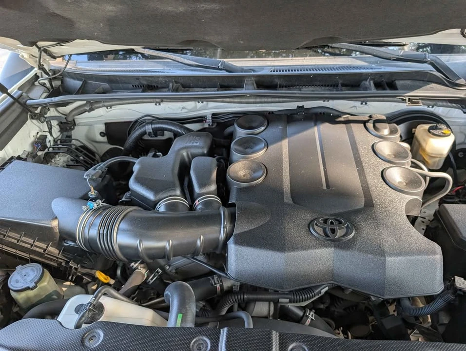 2016 Toyota 4Runner 5th Gen - Image 18 of 20