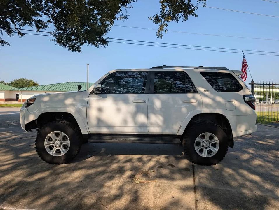 2016 Toyota 4Runner 5th Gen - Image 3 of 20