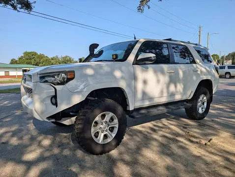 2016 Toyota 4Runner SR5 Premium Sport Utility 4D