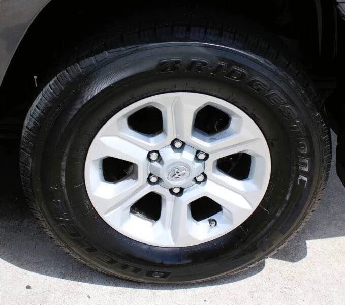 2016 Toyota 4Runner 5th Gen - Image 14 of 15