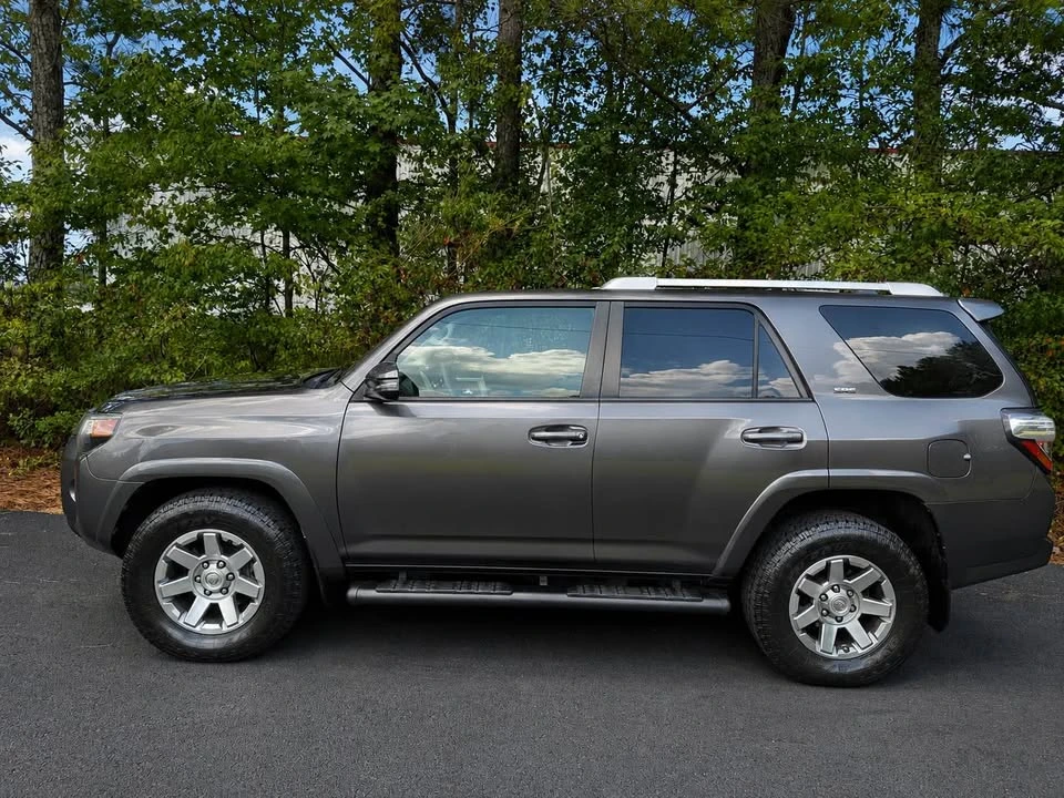2016 Toyota 4Runner 5th Gen - Image 8 of 20