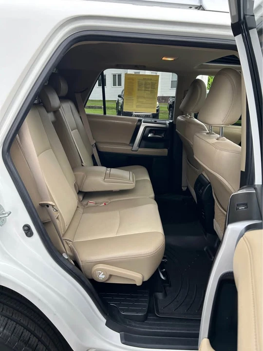 2016 Toyota 4Runner 5th Gen - Image 9 of 11