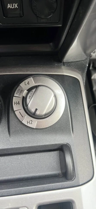 2016 Toyota 4Runner 5th Gen - Image 14 of 18
