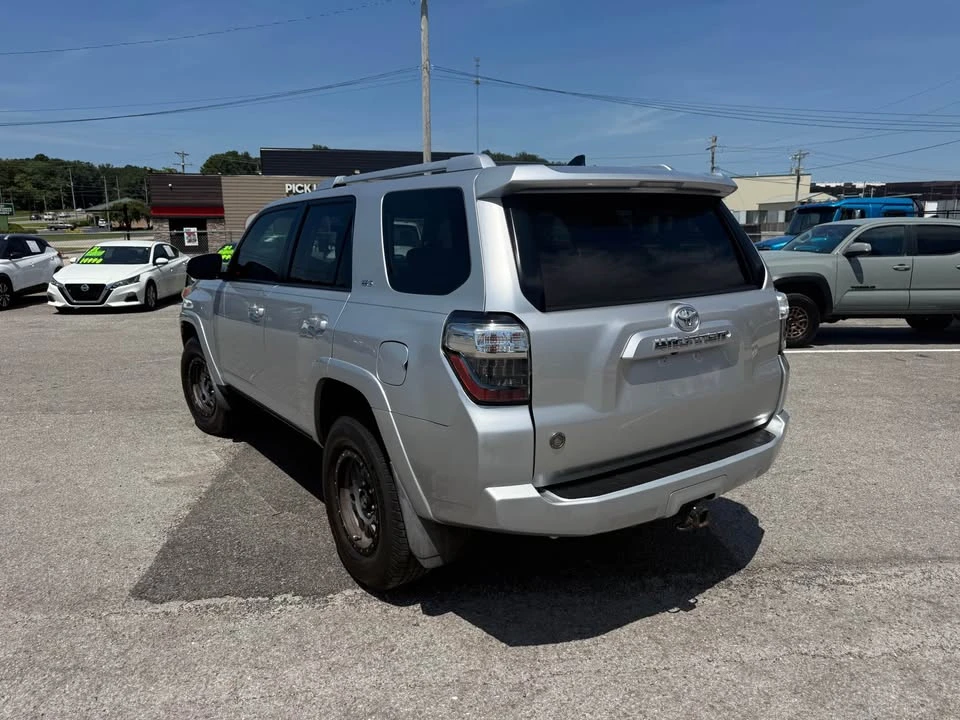 2016 Toyota 4Runner 5th Gen - Image 4 of 11
