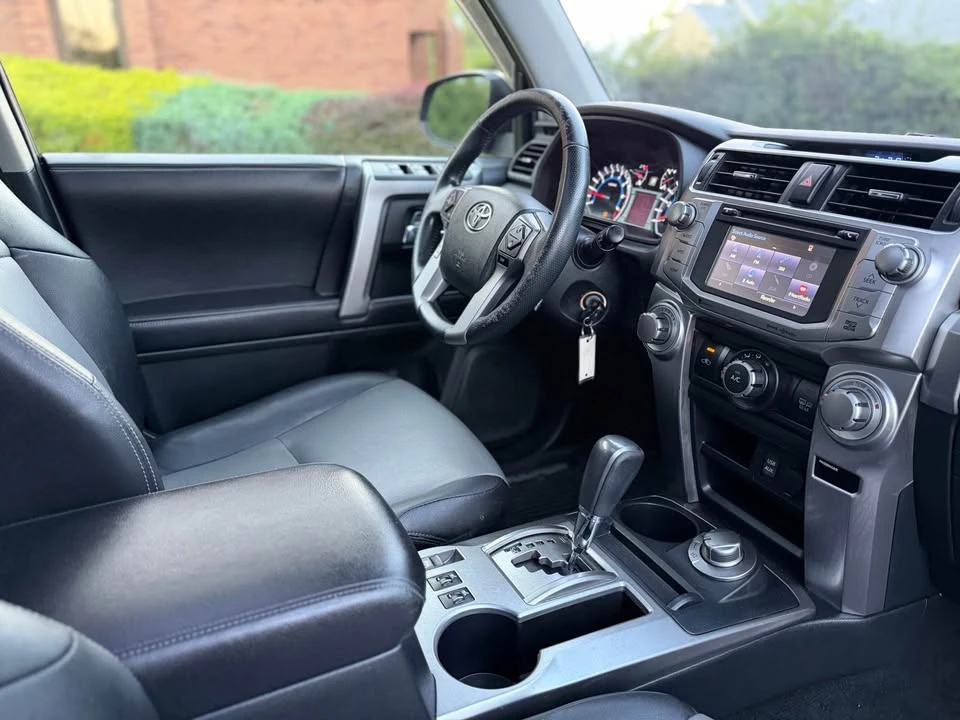 2016 Toyota 4Runner 5th Gen - Image 16 of 20