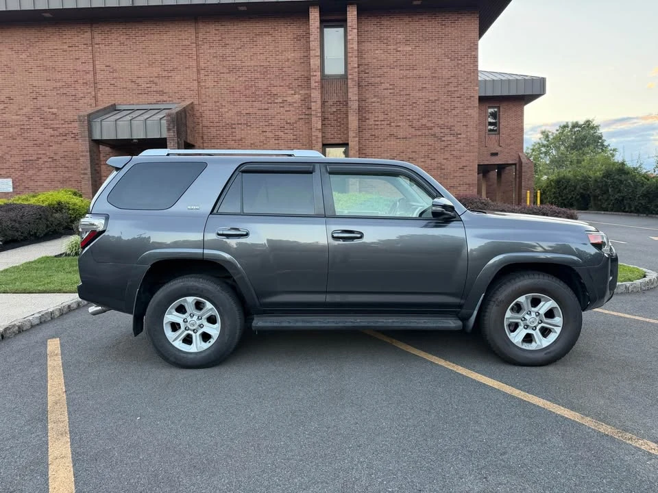 2016 Toyota 4Runner 5th Gen - Image 4 of 20
