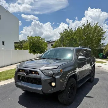 2016 Toyota 4Runner SR5 Premium Sport Utility 4D