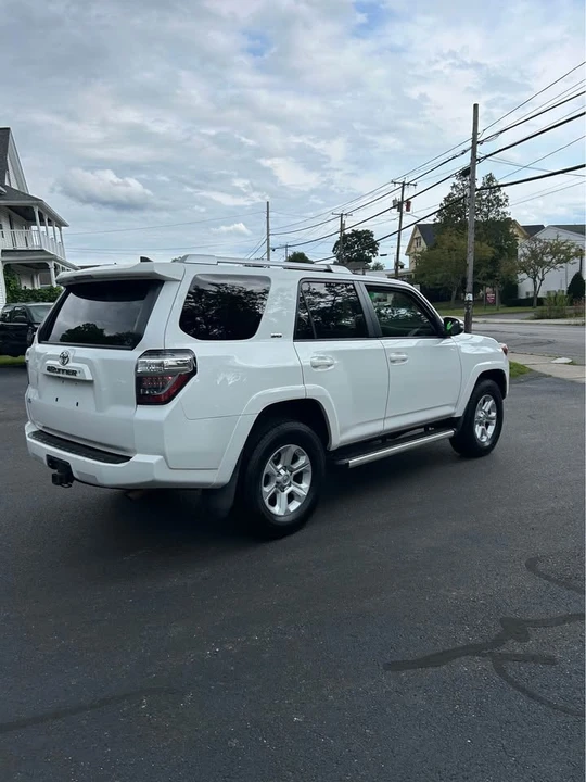 2016 Toyota 4Runner 5th Gen - Image 5 of 11