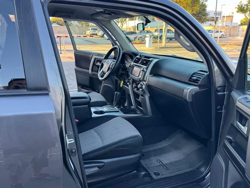 2016 Toyota 4Runner 5th Gen - Image 14 of 20