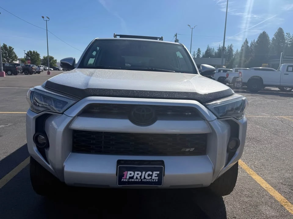 2016 Toyota 4Runner 5th Gen - Image 8 of 17