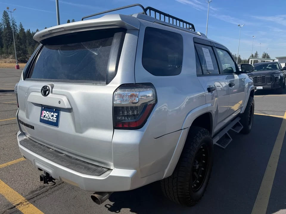 2016 Toyota 4Runner 5th Gen - Image 5 of 17