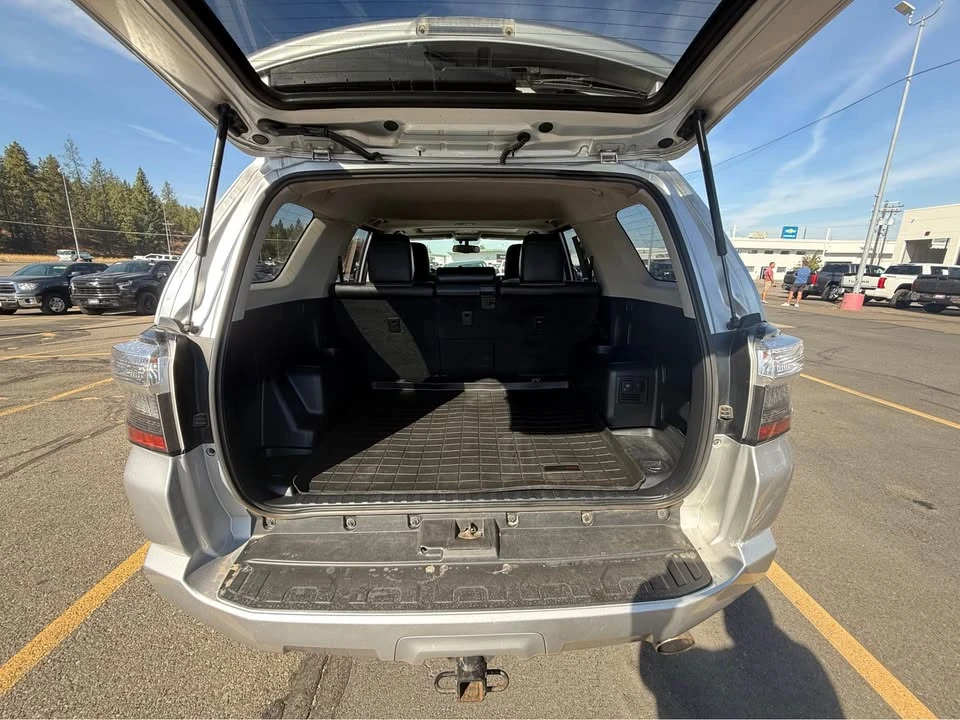 2016 Toyota 4Runner 5th Gen - Image 14 of 17