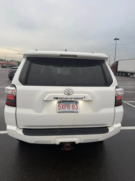 2016 Toyota 4Runner 5th Gen - Image 5 of 8