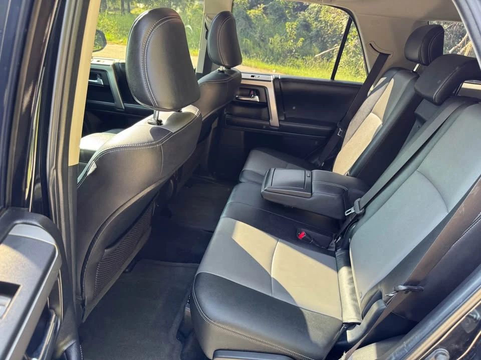 2016 Toyota 4Runner 5th Gen - Image 9 of 14