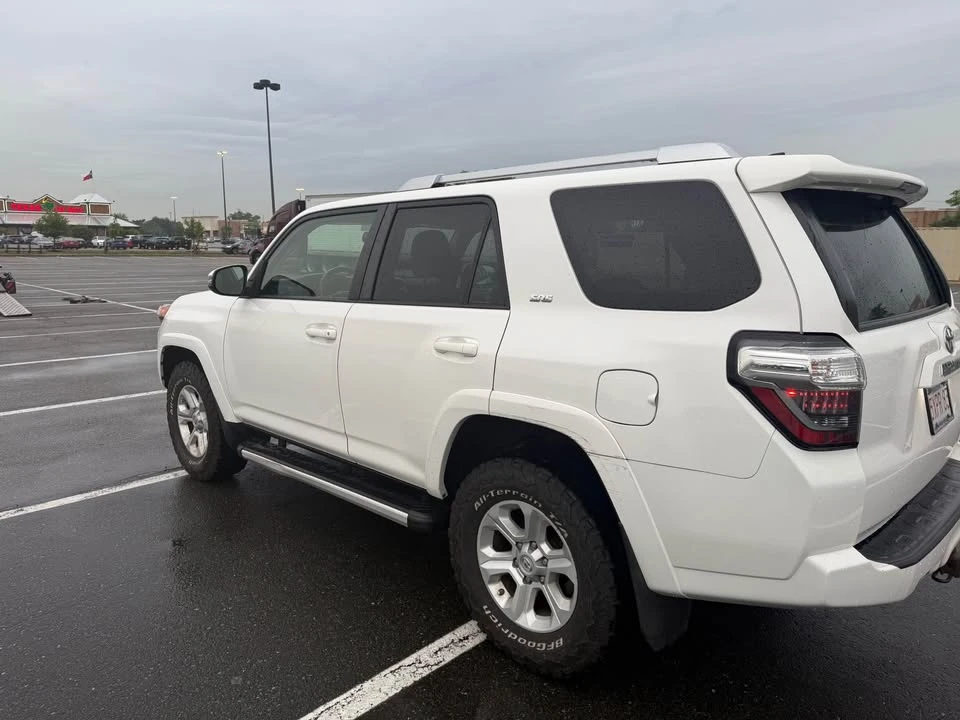 2016 Toyota 4Runner 5th Gen - Image 3 of 8