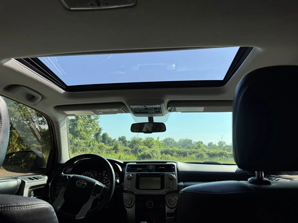 2016 Toyota 4Runner 5th Gen - Image 11 of 14