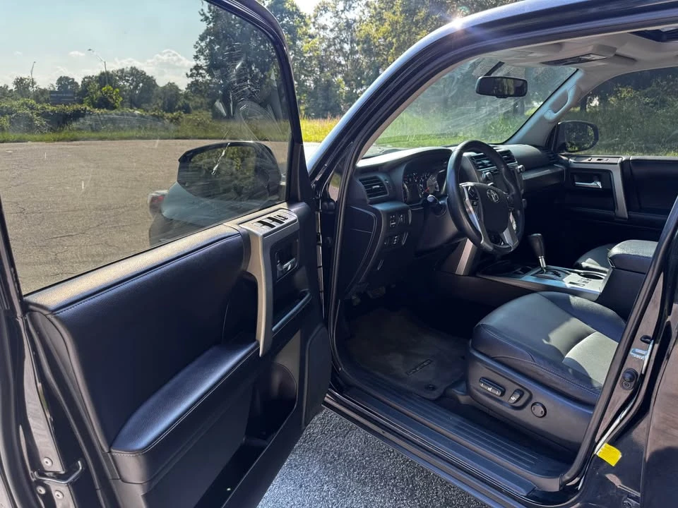 2016 Toyota 4Runner 5th Gen - Image 12 of 14