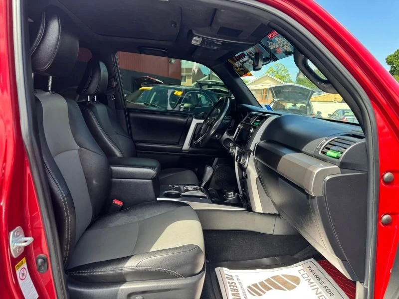 2016 Toyota 4Runner 5th Gen - Image 14 of 20