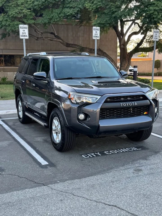 2016 Toyota 4Runner 5th Gen - Image 4 of 20