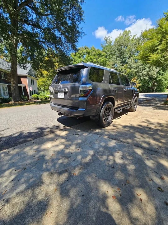2016 Toyota 4Runner 5th Gen - Image 5 of 13