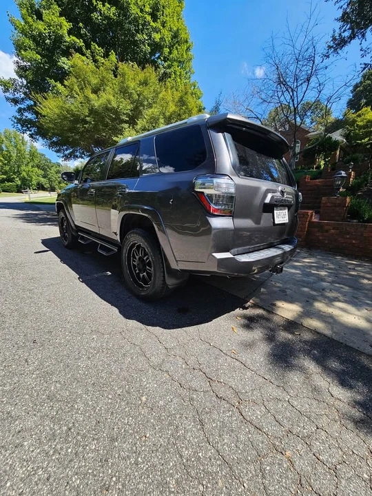 2016 Toyota 4Runner 5th Gen - Image 3 of 13