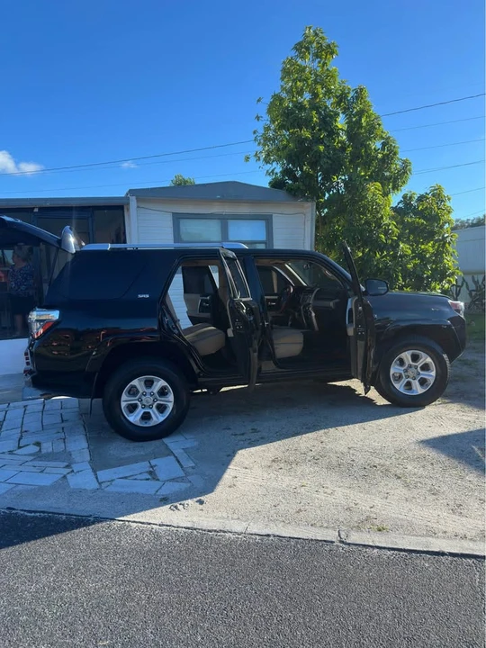 2016 Toyota 4Runner 5th Gen - Image 4 of 8