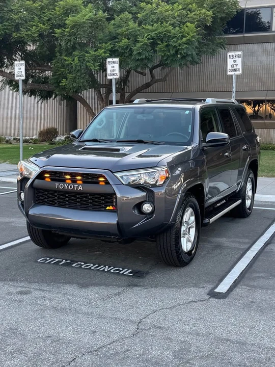 2016 Toyota 4Runner 5th Gen - Image 4 of 20