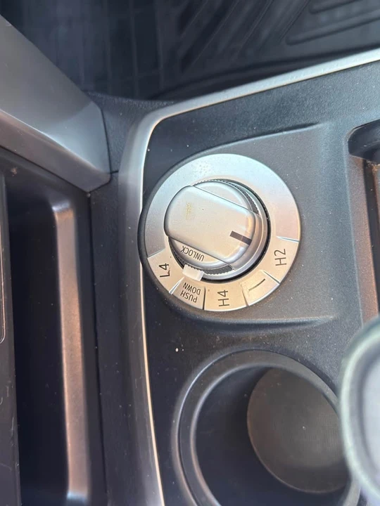 2016 Toyota 4Runner 5th Gen - Image 16 of 20
