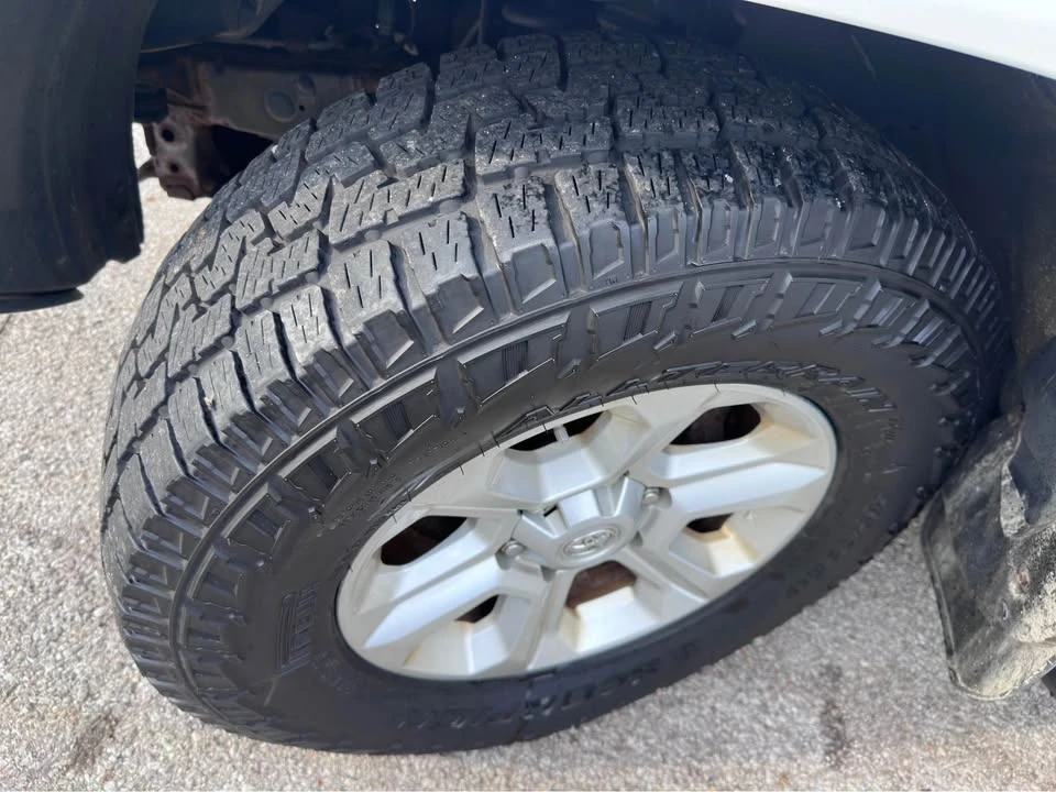 2016 Toyota 4Runner 5th Gen - Image 19 of 20
