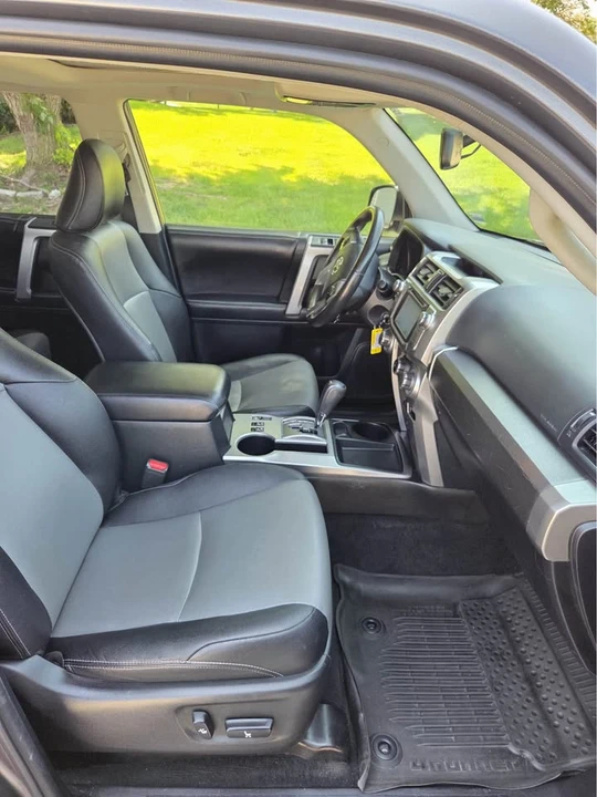2016 Toyota 4Runner 5th Gen - Image 10 of 13