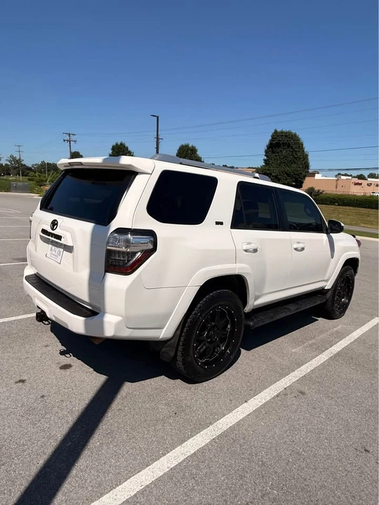 2016 Toyota 4Runner 5th Gen - Image 7 of 20