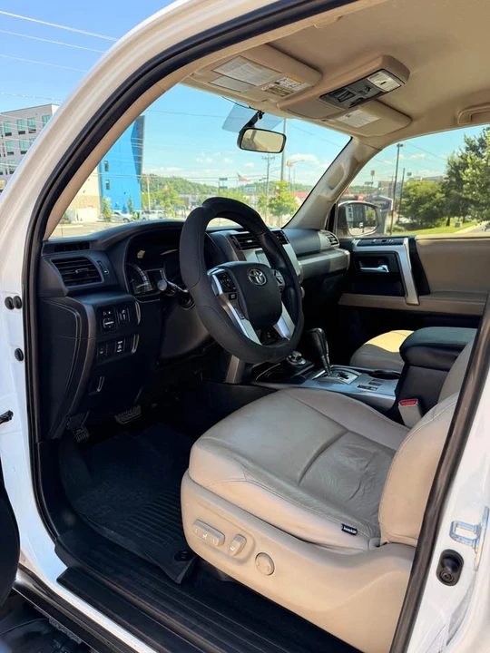 2016 Toyota 4Runner 5th Gen - Image 17 of 20