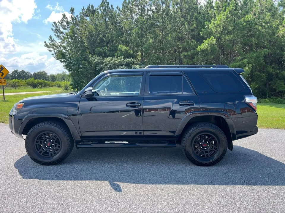 2016 Toyota 4Runner 5th Gen - Image 5 of 20