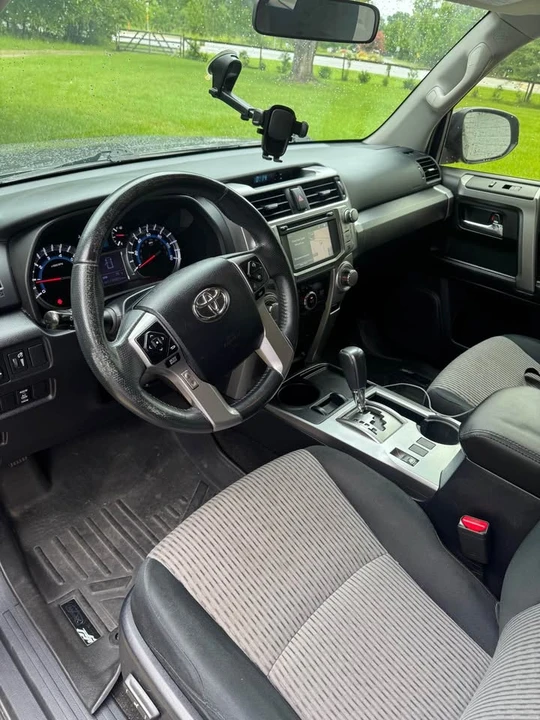 2016 Toyota 4Runner 5th Gen - Image 6 of 11