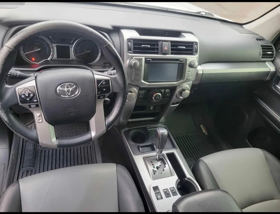 2016 Toyota 4Runner 5th Gen - Image 8 of 11