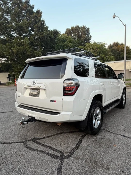 2016 Toyota 4Runner 5th Gen - Image 5 of 11