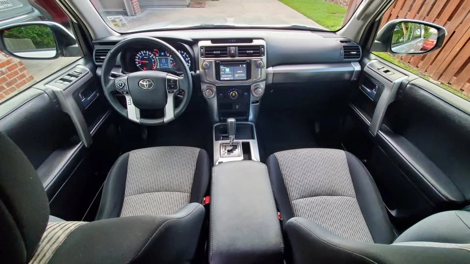 2016 Toyota 4Runner 5th Gen - Image 13 of 16