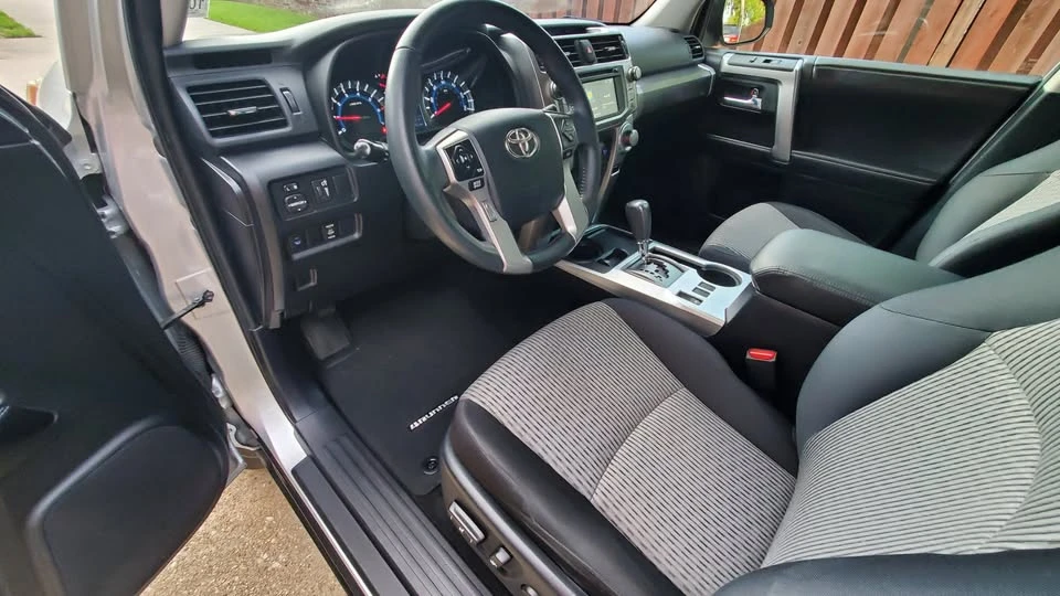 2016 Toyota 4Runner 5th Gen - Image 12 of 16