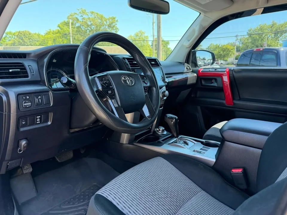 2016 Toyota 4Runner 5th Gen - Image 11 of 20