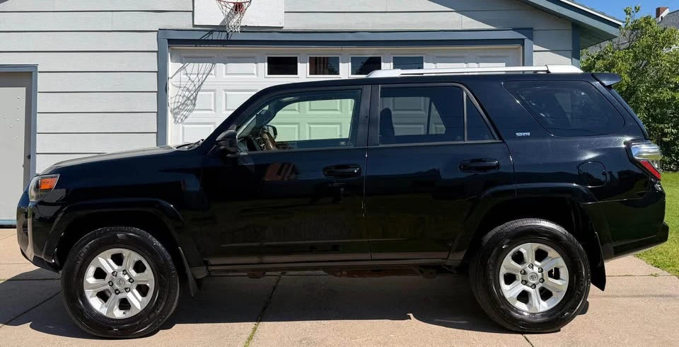 2016 Toyota 4Runner 5th Gen - Image 4 of 15