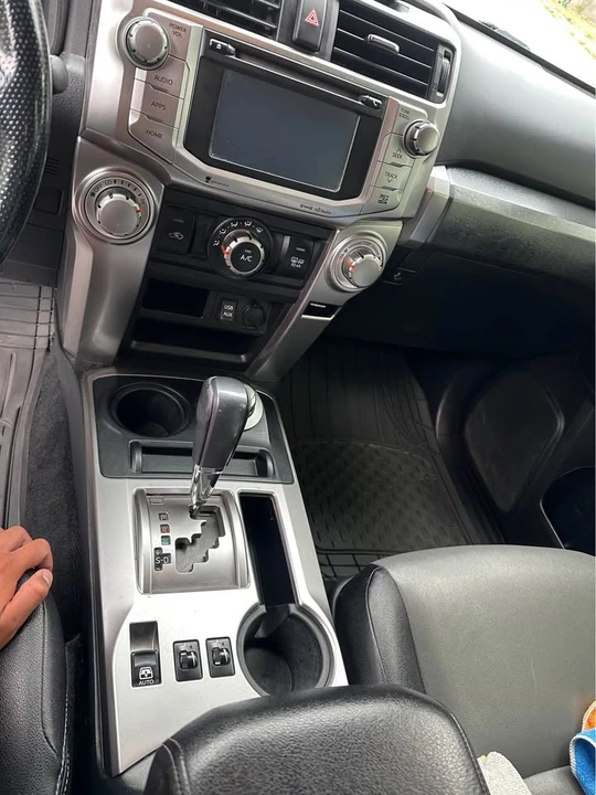 2016 Toyota 4Runner 5th Gen - Image 8 of 16