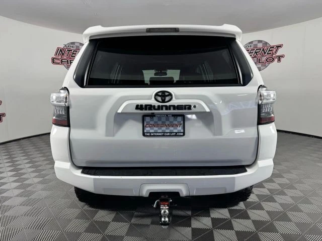2016 Toyota 4Runner 5th Gen - Image 6 of 12